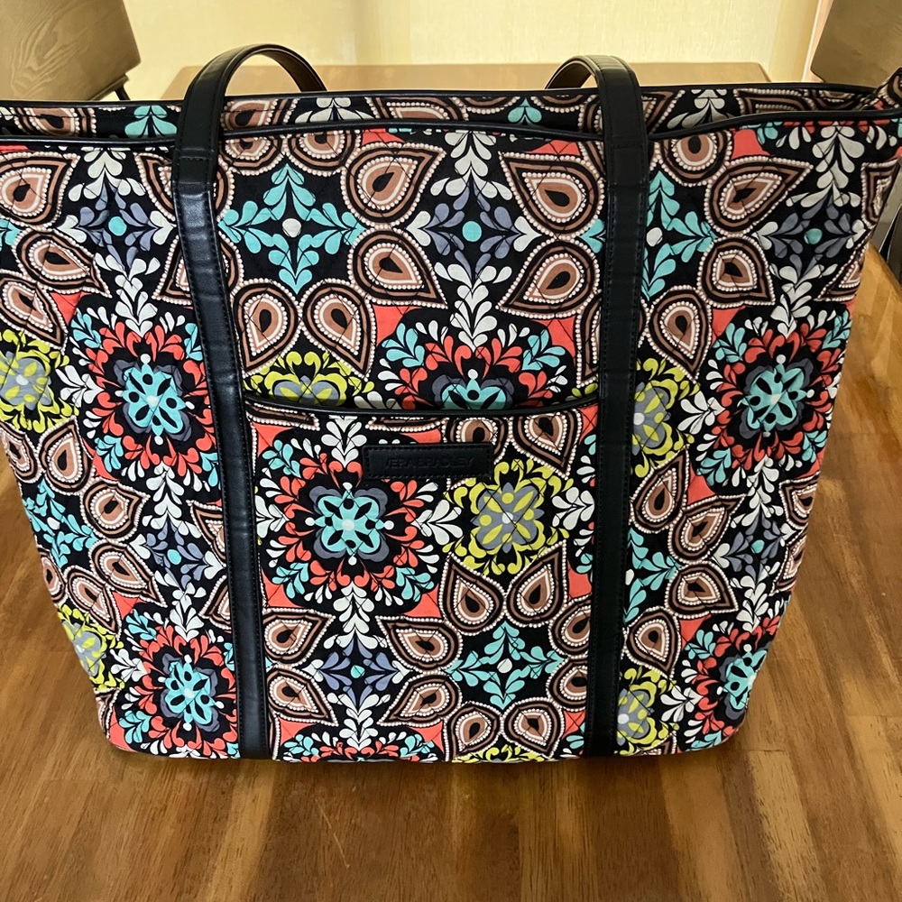 Vera Bradley Trimmed Vera Sierra